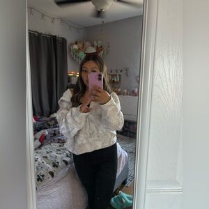 Meet your Posher, Marisol